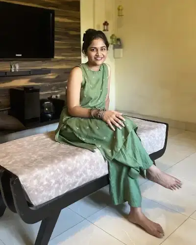 Porompat Call Girls