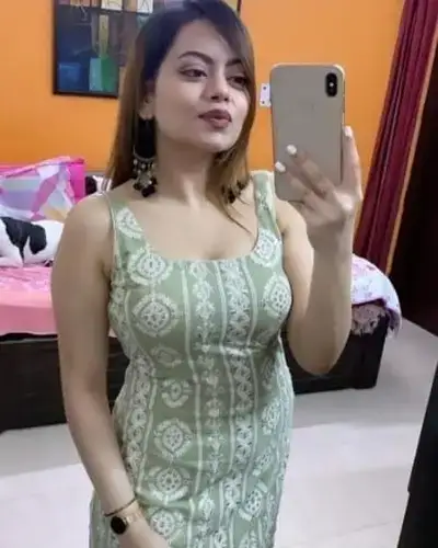 Call Girl in Porompat
